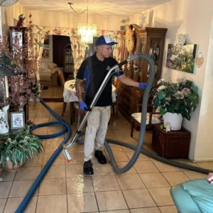 8 Critical Steps for Emergency Flood Cleanup & Storm Damage Repair Florida